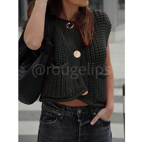 Black Chunky Knit Crop Cardigan Top Vest Yellow Gold Button Up with Pockets - Picture 2 of 6